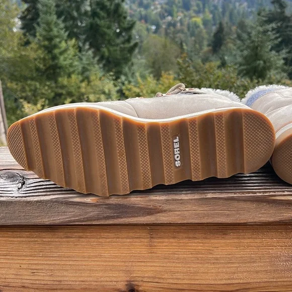 SOREL Sneakchic Alpine Suede Leather Shearling Boots Beige Gray Women’s Size 9 - Picture 7 of 15